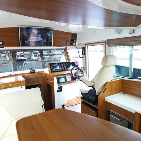 Финский Катер Nord Star 42 Botel